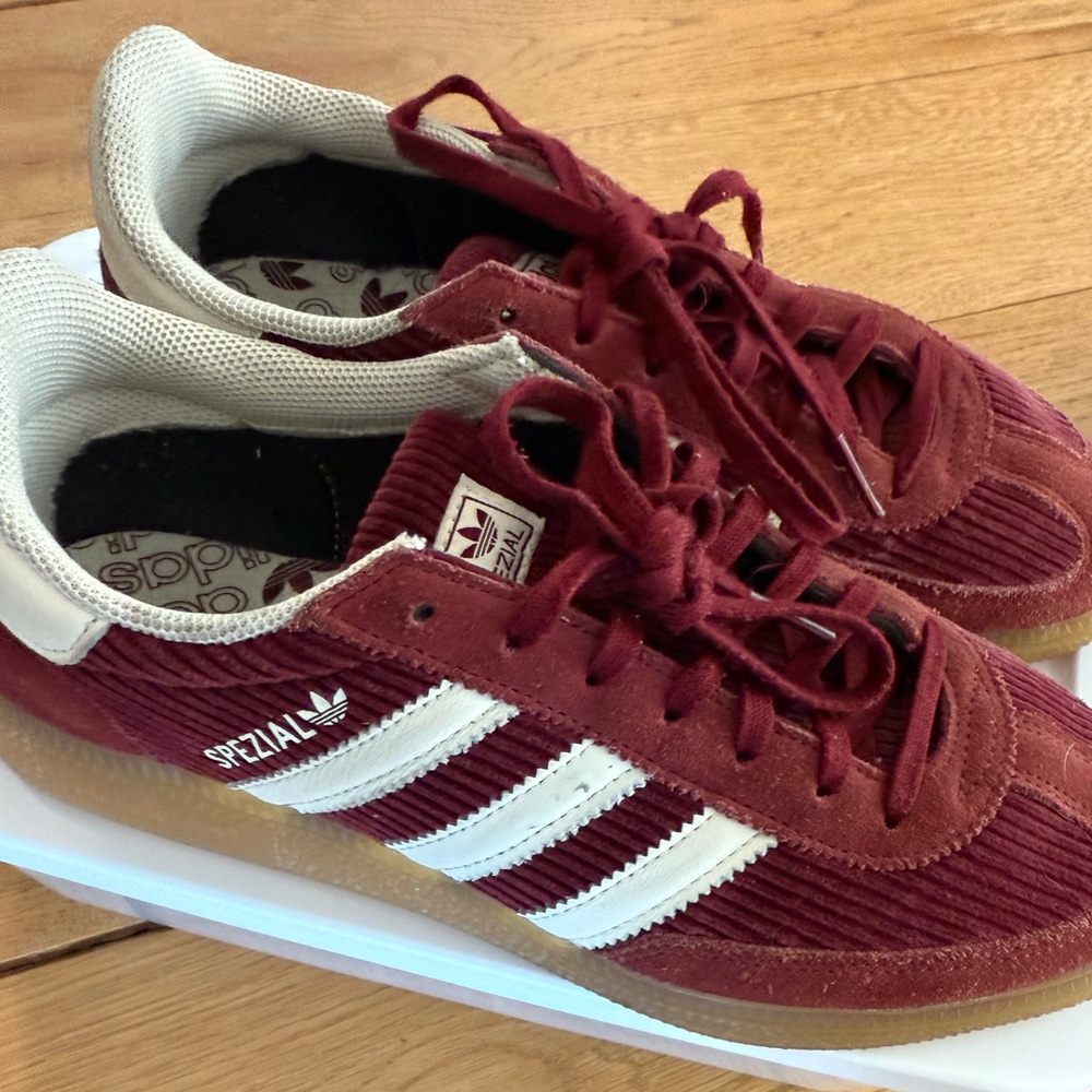 ADIDAS
Handball Spezial "Shadow Red" sneakers - Picture 6 of 9